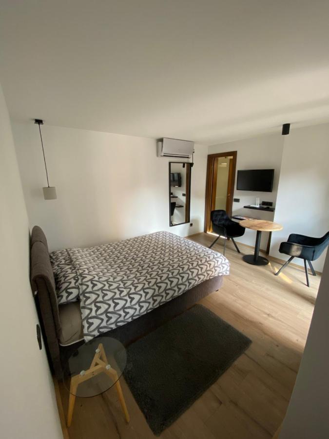 Apartment Nevena 3 贝尔格莱德 外观 照片